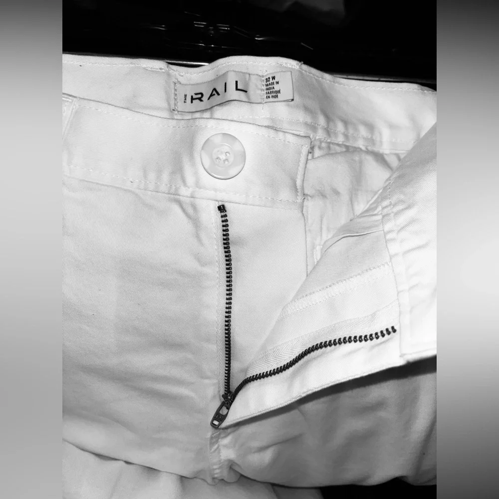 Rails White Shorts Size 32x22